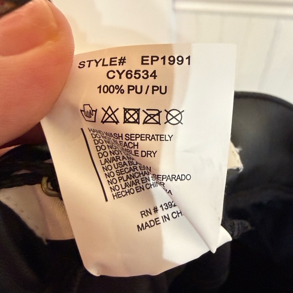 NWT Vibrant M.I.U Elegant Black Flare faux Leather Pants - Picture 9 of 9